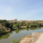 Pluma Y Espada